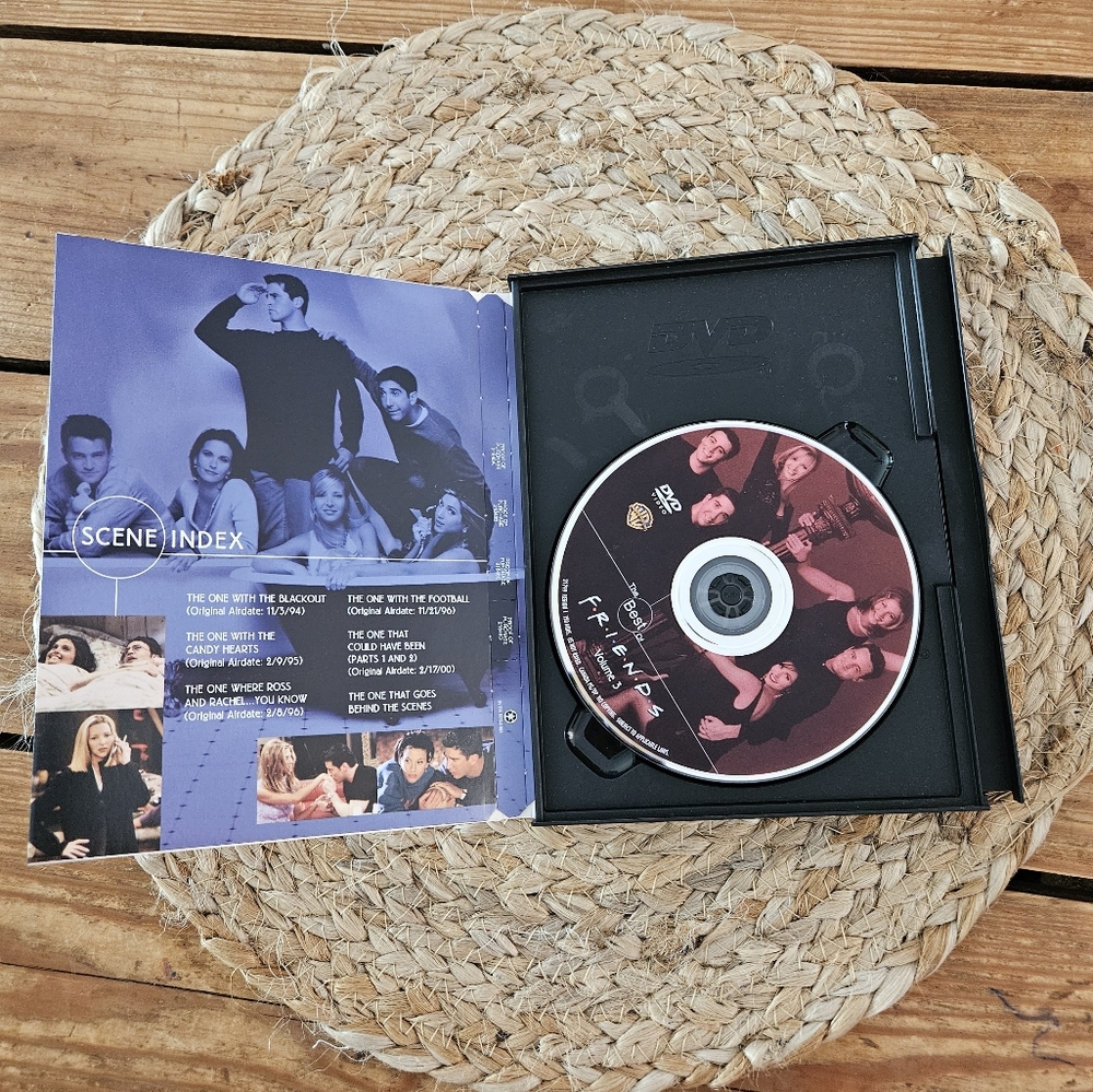 Friends DVDs - Picture 4 of 5